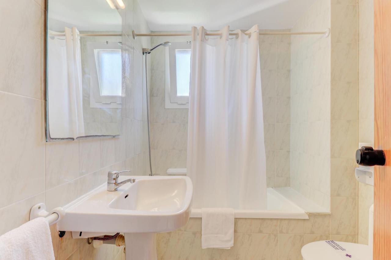Apartamentos Llevant Port de Pollença Extérieur photo
