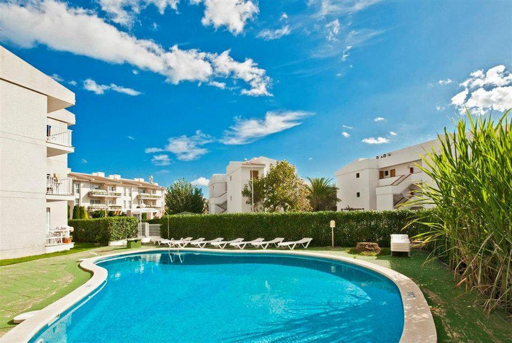 Apartamentos Llevant Port de Pollença Extérieur photo